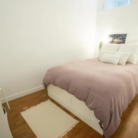 Spacious Close To Porte De Versailles.